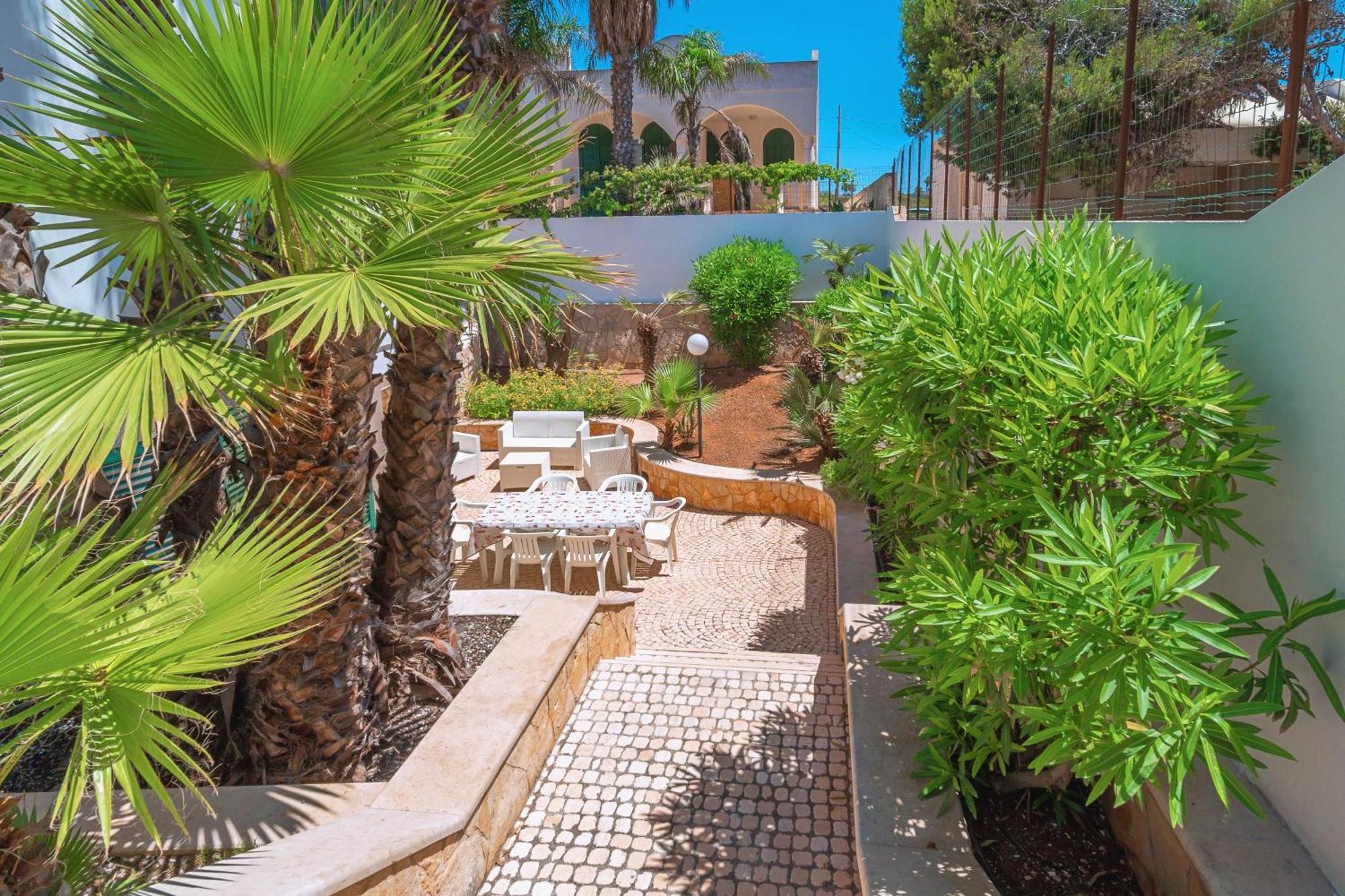 Residence Oasi Sul Mare Торре-Суда Экстерьер фото